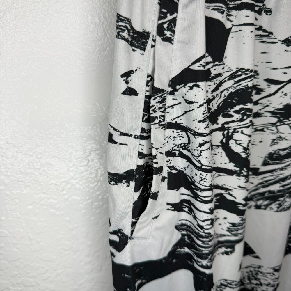 Nike Dri-Fit XL Black and Gray Abstract Print Basketball Shorts 481 - Picture 6 of 7